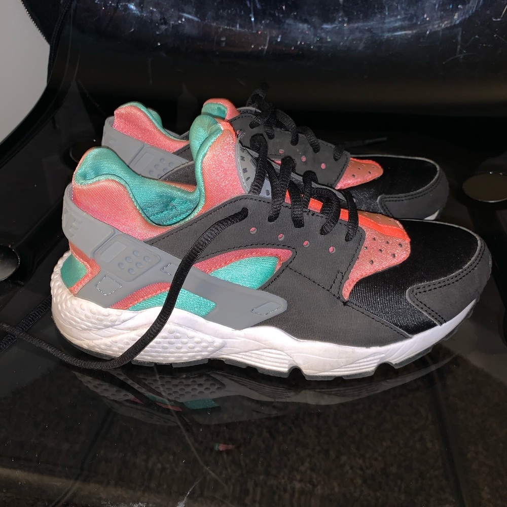 Nike huaraches